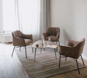 Eingang Psychotherapiepraxis in ruhiger Lage Ein ruhiger und sicherer Raum für Psychotherapie und Coaching in Berlin Mitte