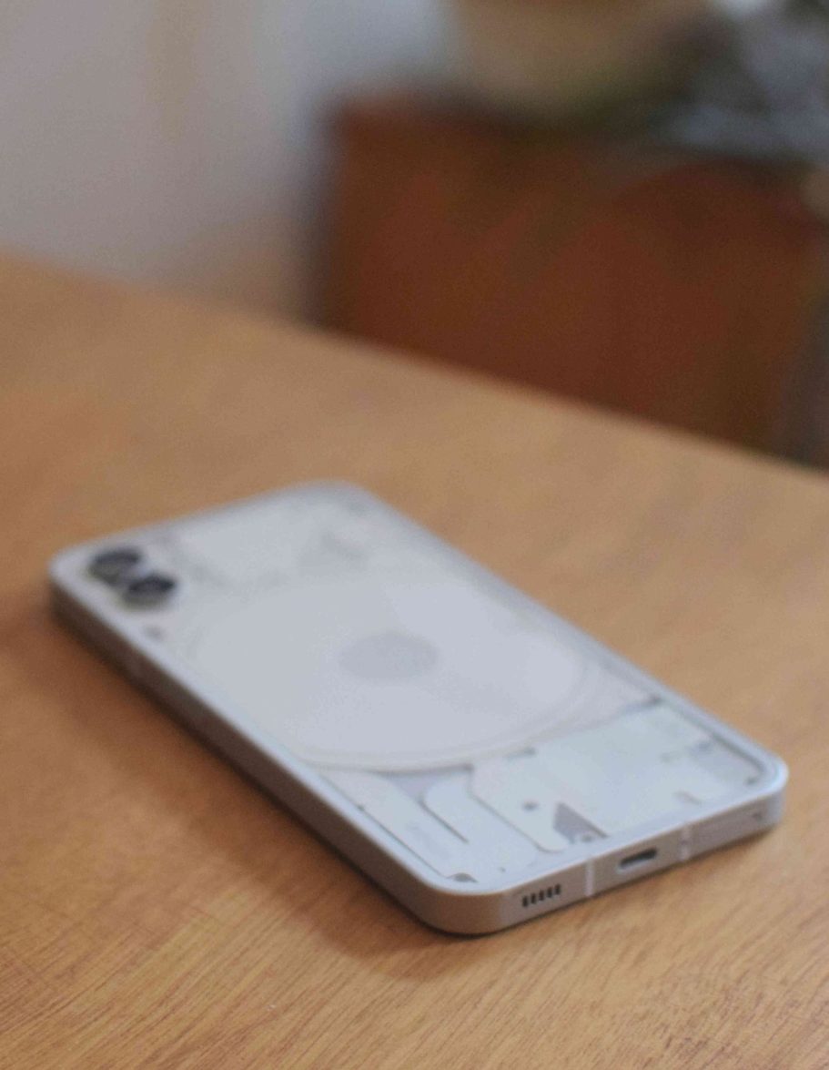 Kurzfristig Psychotherapieplatz verfügbar in Berlin-Mitte Smartphone für Kontaktaufnahme Psychotherapie-Berlin